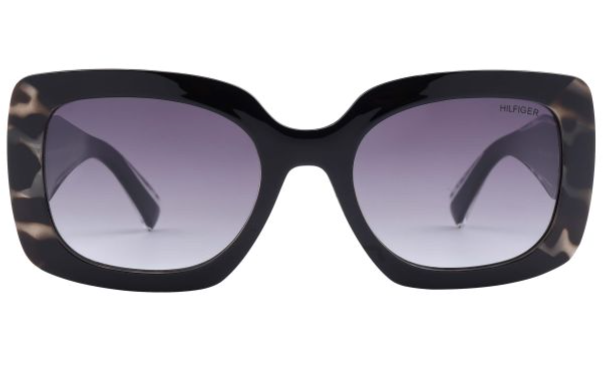 Tommy Hilfiger 1560  C4