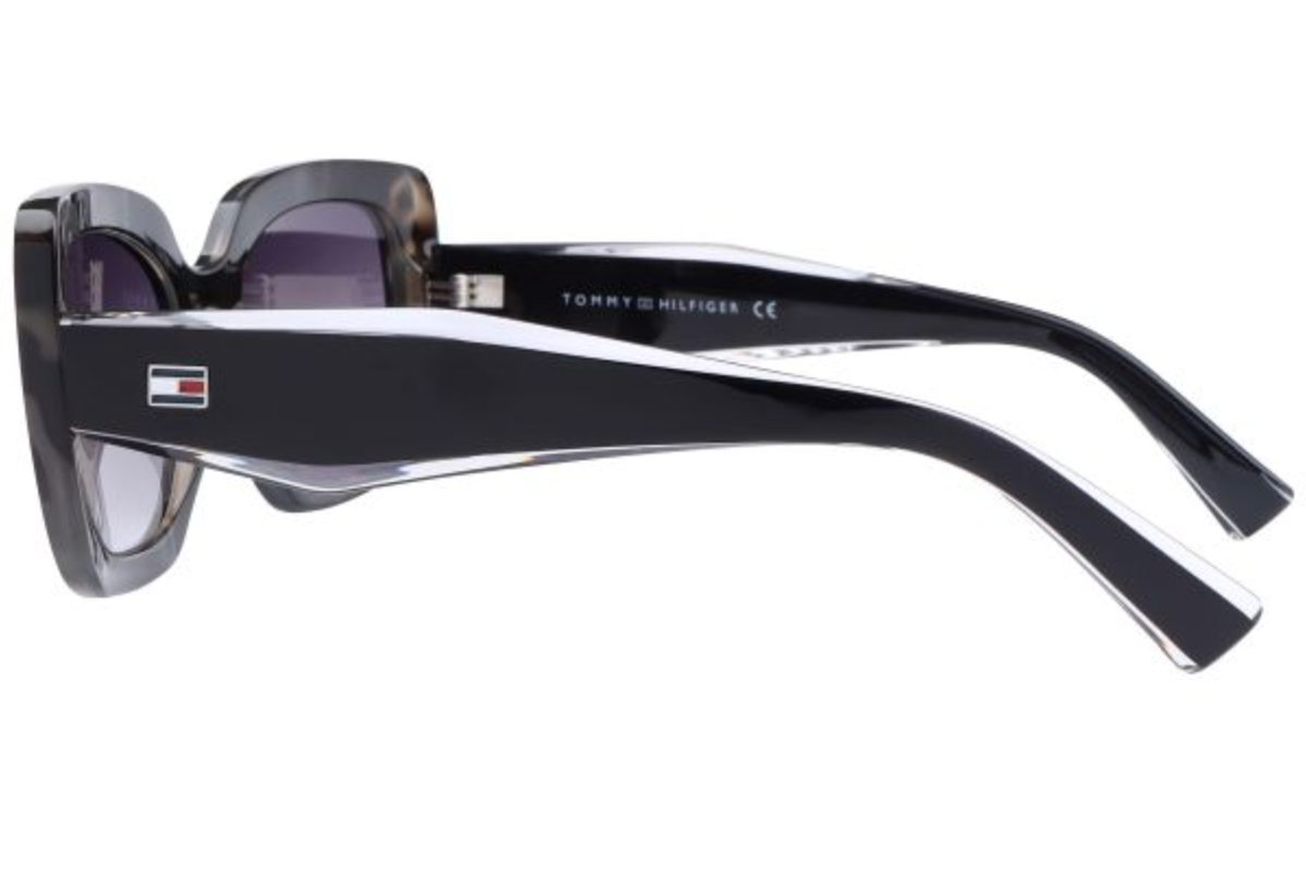 Tommy Hilfiger 1560  C4
